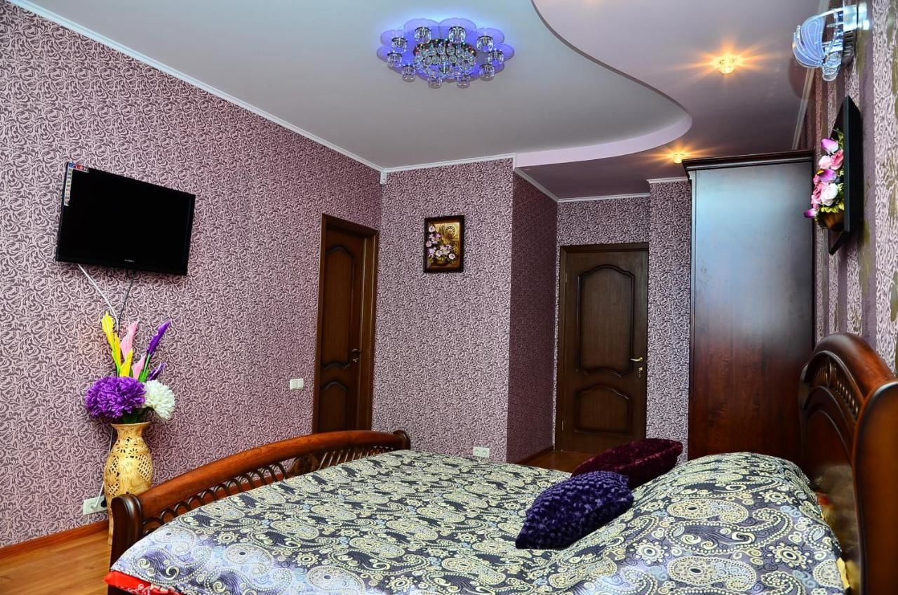 Отель naDobu Hotel Poznyaki Киев